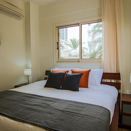 Phaedrus Living City View Luxury Iras Flat 102 Nicosia Luaran gambar